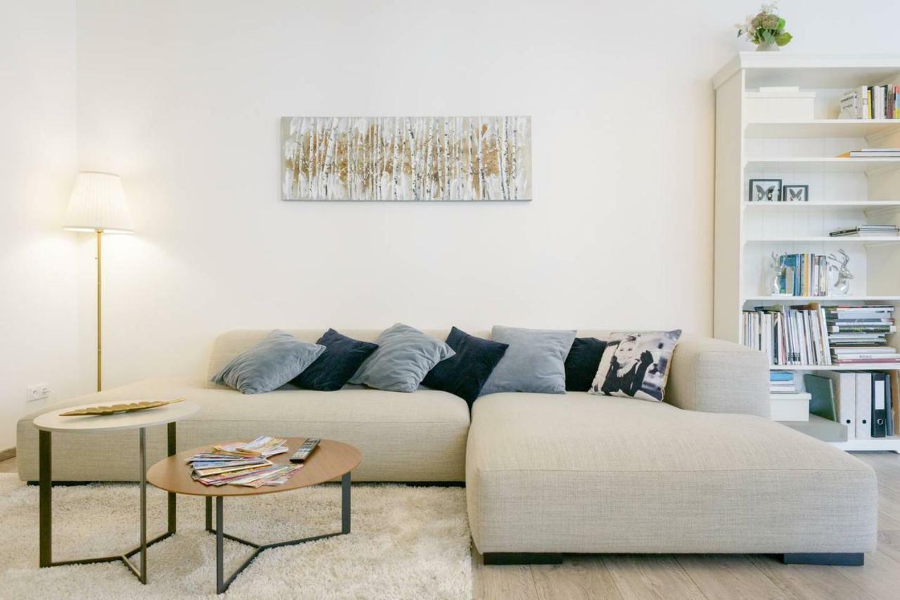 Stylish, Light-Filled Home In The Historic Center Praga Exterior foto